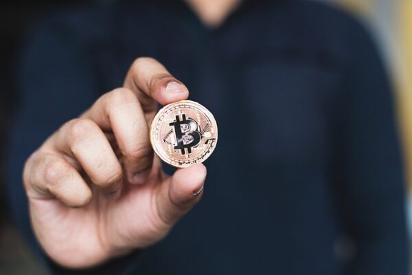 How to Choose the Best Cryptocurrency to Invest In